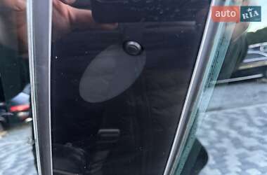 Седан Tesla Model 3 2023 в 