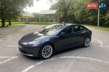 Седан Tesla Model 3 2022 в Львові