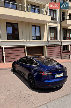 Tesla Model 3 2018