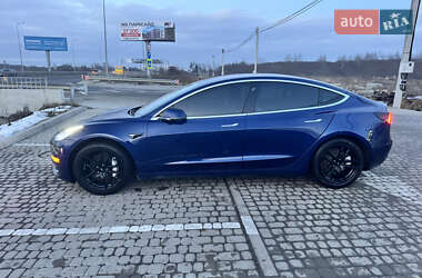 Седан Tesla Model 3 2018 в 