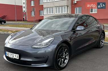 Седан Tesla Model 3 2021 в  фото 5 Седан Tesla Model 3 2021 в