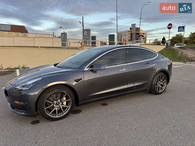 Седан Tesla Model 3 2019 в Києві фото 11 Седан Tesla Model 3 2019 в Києві