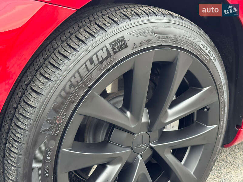 Седан Tesla Model 3 2022 в Киверцах фото 8 Седан Tesla Model 3 2022 в Киверцах