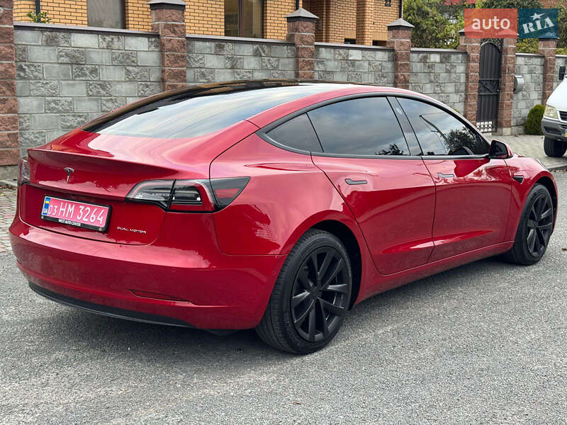 Седан Tesla Model 3 2022 в Киверцах фото 5 Седан Tesla Model 3 2022 в Киверцах