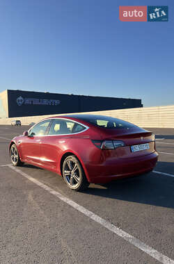 Tesla Model 3 2019