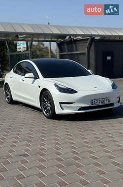 Седан Tesla Model 3 2022 в Запорожье