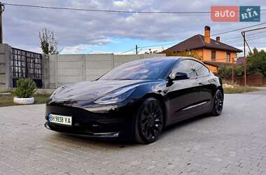 Седан Tesla Model 3 2022 в Одесі