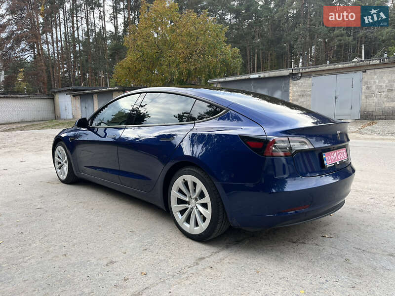 Седан Tesla Model 3 2021 в Києві фото 3 Седан Tesla Model 3 2021 в Києві