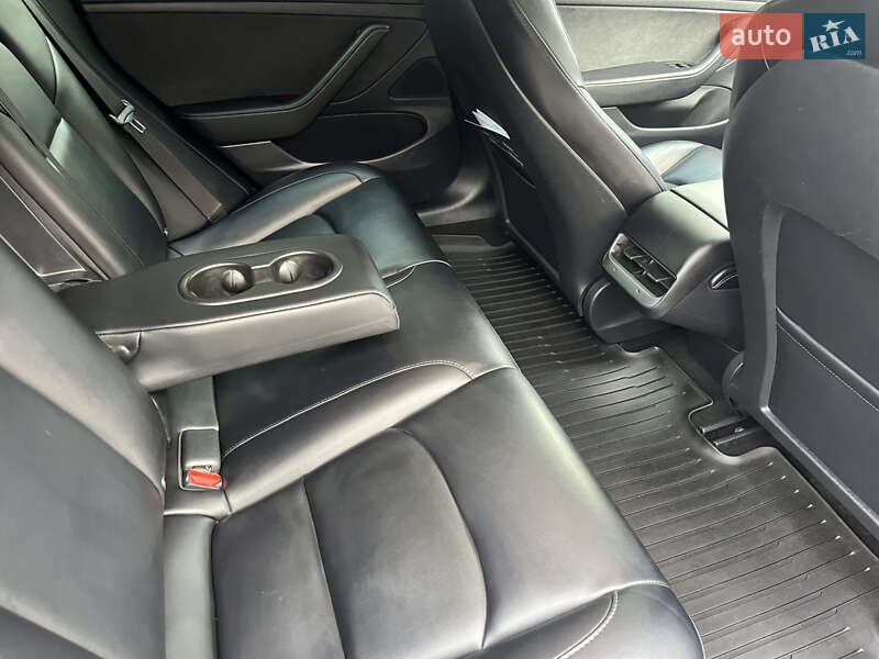 Седан Tesla Model 3 2021 в Києві фото 14 Седан Tesla Model 3 2021 в Києві