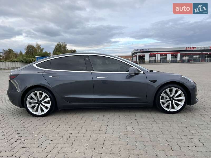 Седан Tesla Model 3 2019 в Сарнах фото 4 Седан Tesla Model 3 2019 в Сарнах