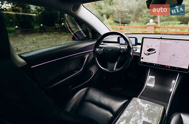 Седан Tesla Model 3 2019 в Львові фото 49 Седан Tesla Model 3 2019 в Львові