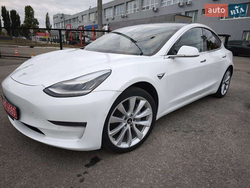 Седан Tesla Model 3 2019 в Киеве фото 9 Седан Tesla Model 3 2019 в Киеве