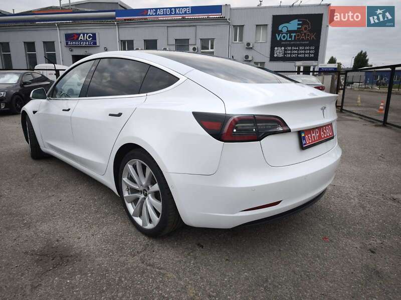 Седан Tesla Model 3 2019 в Киеве фото 16 Седан Tesla Model 3 2019 в Киеве