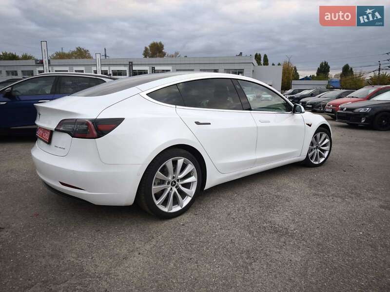 Седан Tesla Model 3 2019 в Киеве фото 25 Седан Tesla Model 3 2019 в Киеве