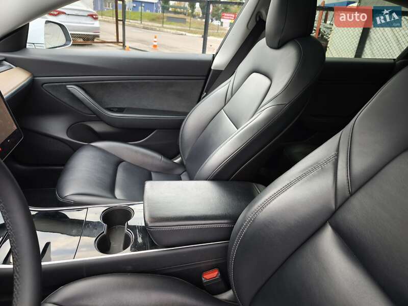 Седан Tesla Model 3 2019 в Киеве фото 42 Седан Tesla Model 3 2019 в Киеве