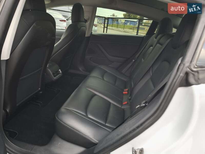 Седан Tesla Model 3 2019 в Киеве фото 51 Седан Tesla Model 3 2019 в Киеве