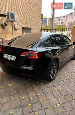 Седан Tesla Model 3 2023 в Харкові