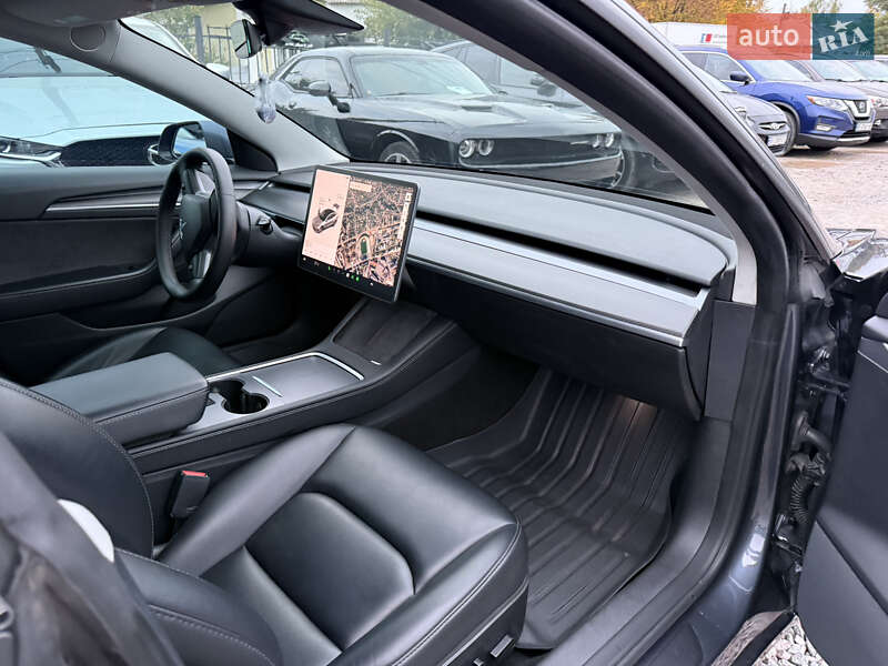 Седан Tesla Model 3 2021 в Полтаве