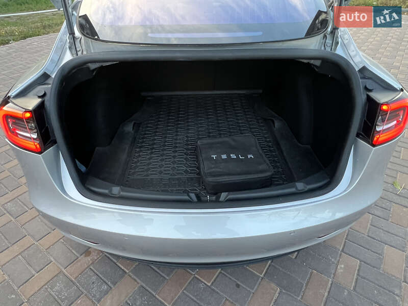 Седан Tesla Model 3 2018 в Валках фото 19 Седан Tesla Model 3 2018 в Валках