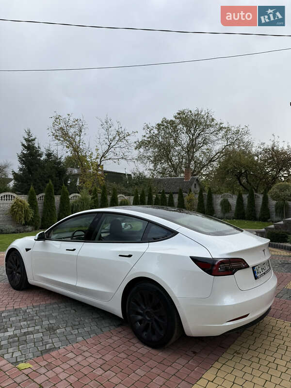 Седан Tesla Model 3 2021 в Луцке фото 9 Седан Tesla Model 3 2021 в Луцке