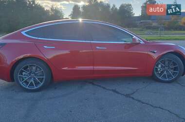 Седан Tesla Model 3 2018 в 