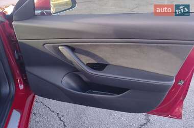 Седан Tesla Model 3 2018 в 