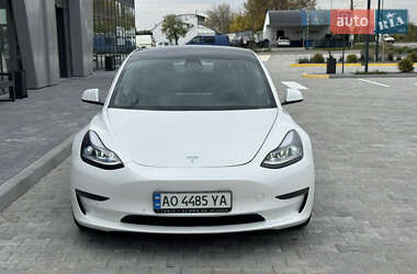Седан Tesla Model 3 2021 в  фото 3 Седан Tesla Model 3 2021 в