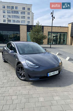 Tesla Model 3 2019