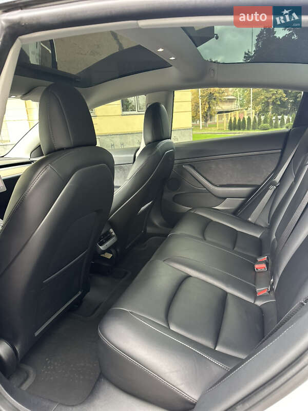 Седан Tesla Model 3 2022 в Чернігові фото 17 Седан Tesla Model 3 2022 в Чернігові