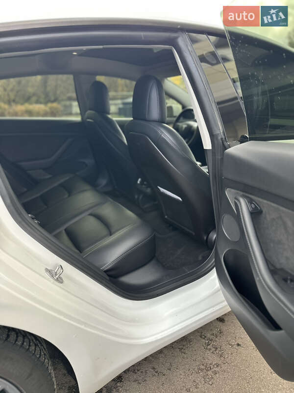 Седан Tesla Model 3 2022 в Чернігові фото 22 Седан Tesla Model 3 2022 в Чернігові
