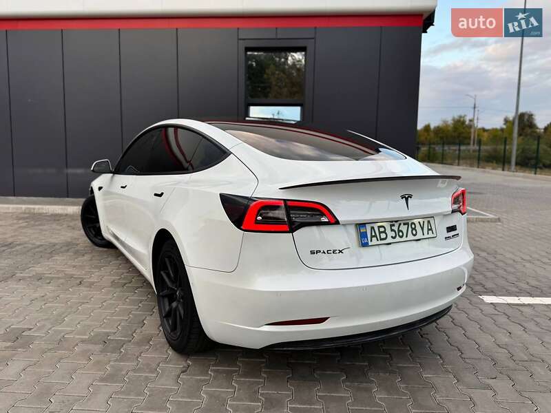 Седан Tesla Model 3 2022 в Кривому Розі фото 10 Седан Tesla Model 3 2022 в Кривому Розі