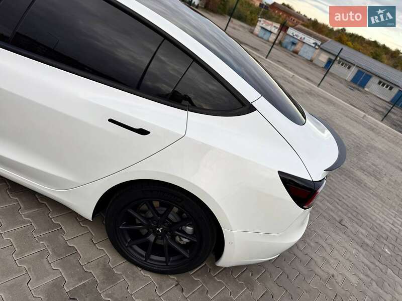 Седан Tesla Model 3 2022 в Кривому Розі фото 14 Седан Tesla Model 3 2022 в Кривому Розі