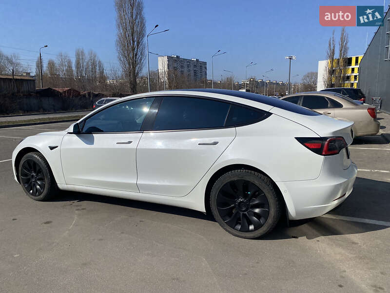 Седан Tesla Model 3 2018 в Киеве фото 7 Седан Tesla Model 3 2018 в Киеве