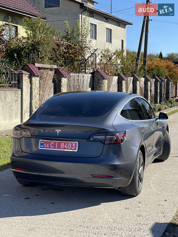 Седан Tesla Model 3 2020 в Львове фото 8 Седан Tesla Model 3 2020 в Львове