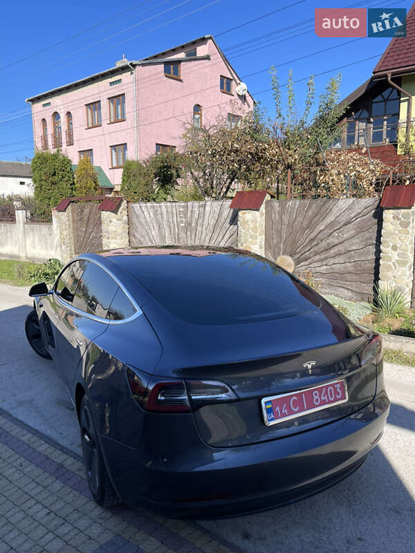 Седан Tesla Model 3 2020 в Львове фото 22 Седан Tesla Model 3 2020 в Львове