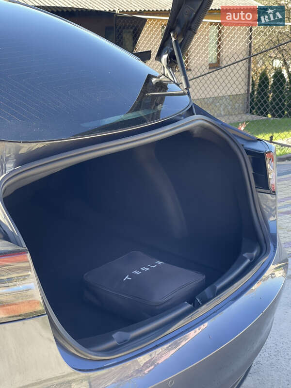 Седан Tesla Model 3 2020 в Львове фото 42 Седан Tesla Model 3 2020 в Львове