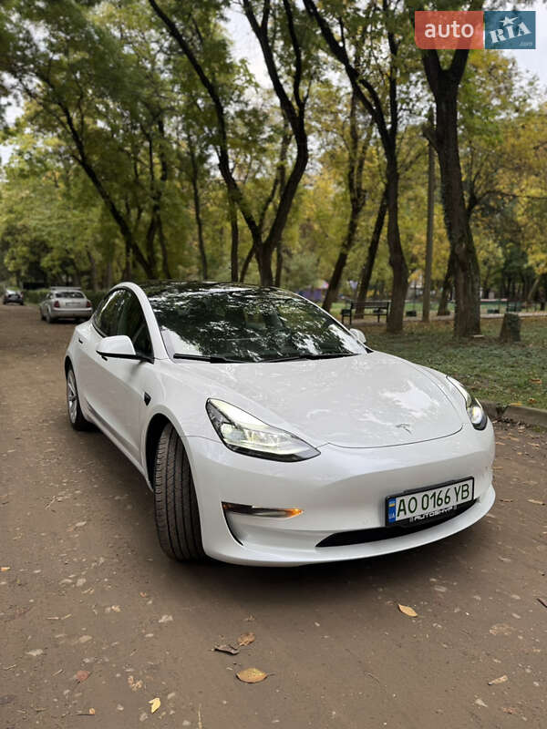 Седан Tesla Model 3 2021 в Ужгороде фото 3 Седан Tesla Model 3 2021 в Ужгороде