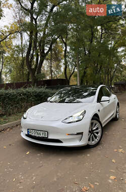 Tesla Model 3 2021