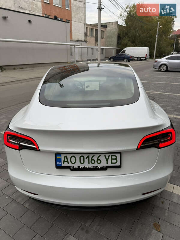 Седан Tesla Model 3 2021 в Ужгороде фото 12 Седан Tesla Model 3 2021 в Ужгороде