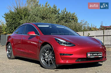 Седан Tesla Model 3 2020 в Луцьку