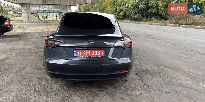 Седан Tesla Model 3 2022 в Днепре
