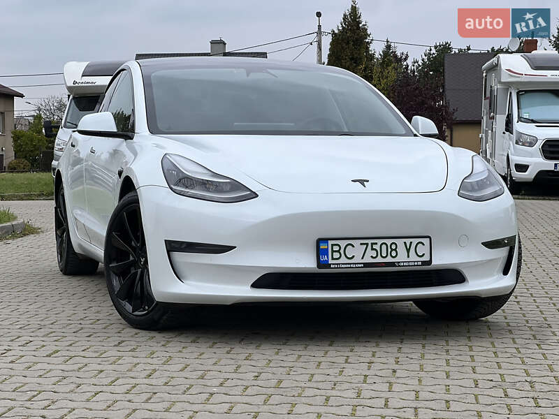 Седан Tesla Model 3 2019 в Львове фото 3 Седан Tesla Model 3 2019 в Львове