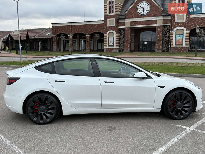 Седан Tesla Model 3 2021 в Киеве фото 21 Седан Tesla Model 3 2021 в Киеве