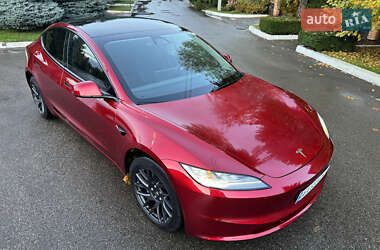 Седан Tesla Model 3 2024 в Києві