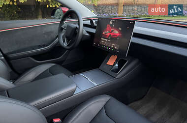 Седан Tesla Model 3 2024 в Киеве