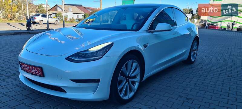 Лифтбек Tesla Model 3 2018 в Нововолынске фото 15 Лифтбек Tesla Model 3 2018 в Нововолынске