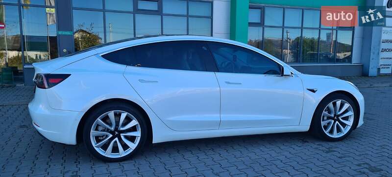 Лифтбек Tesla Model 3 2018 в Нововолынске фото 20 Лифтбек Tesla Model 3 2018 в Нововолынске