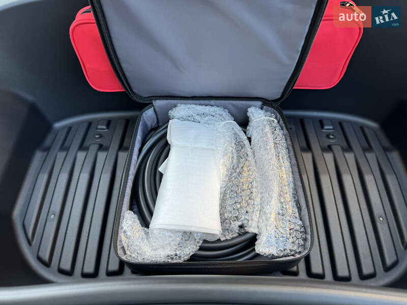 Седан Tesla Model 3 2024 в Одессе фото 17 Седан Tesla Model 3 2024 в Одессе