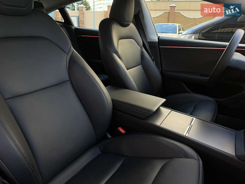 Седан Tesla Model 3 2024 в Одессе фото 24 Седан Tesla Model 3 2024 в Одессе