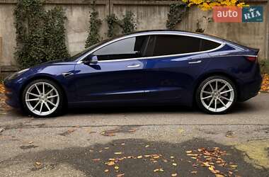 Tesla Model 3 2018